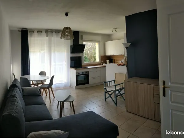 Appartement.2 pièces.37 m2 proche bourg Touques