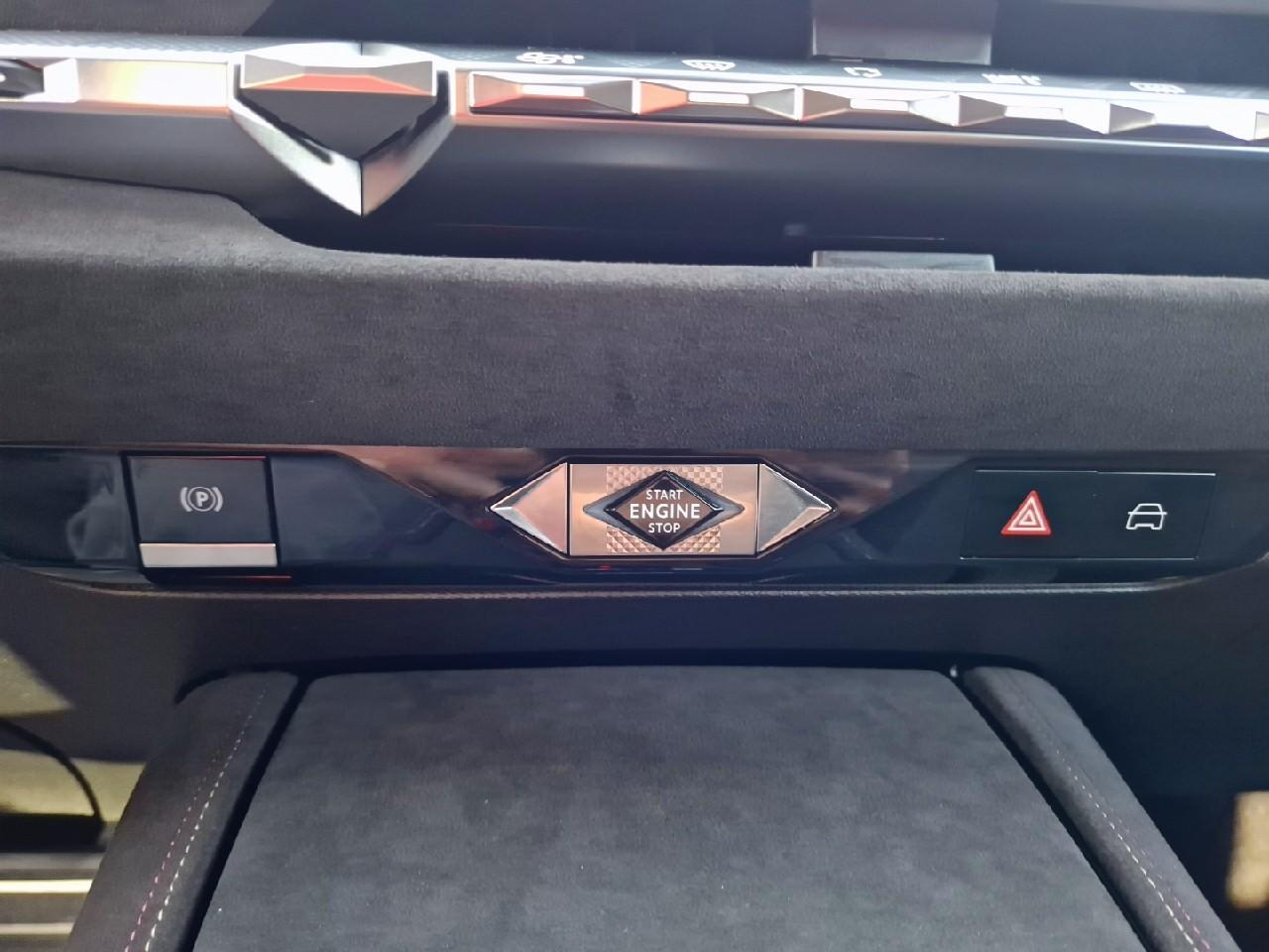 Ds Ds 4 bluehdi 130ch performance line + automatique — photo 21