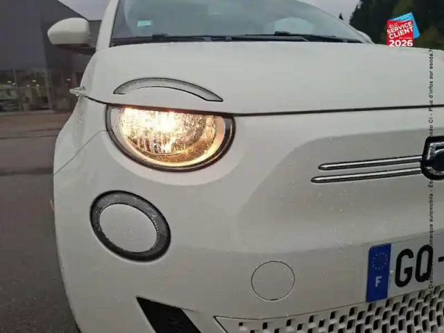 Fiat 500 e 95ch action — photo 13