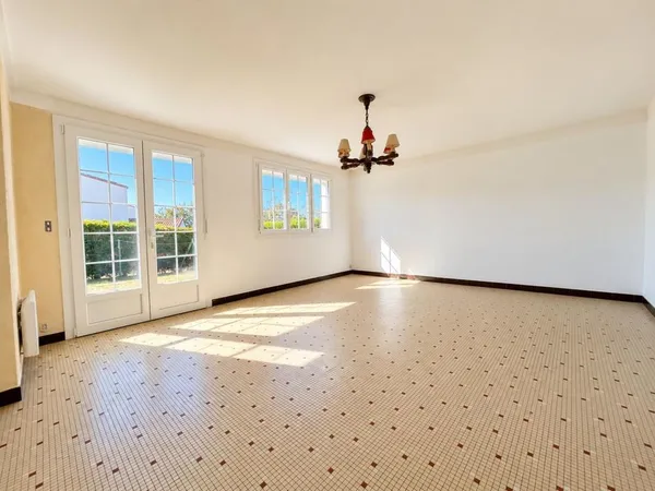 Maison Vente Les Sables-d'Olonne 5p 94m² 259900€