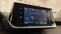 Peugeot 2008 1.5 BlueHDi 110ch S&S Allure — photo 18