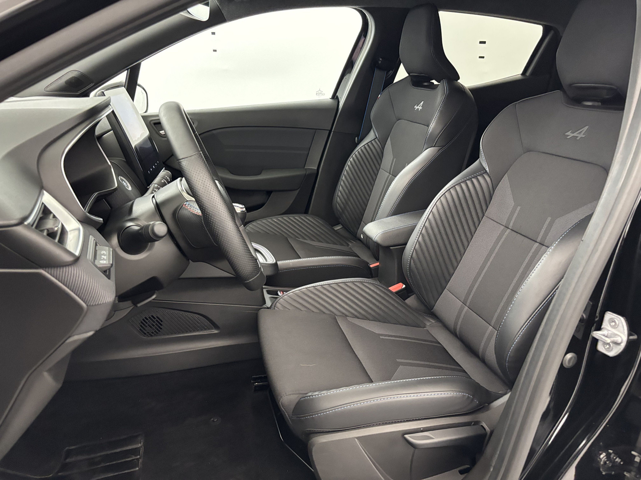 Renault Clio 5 — photo 9