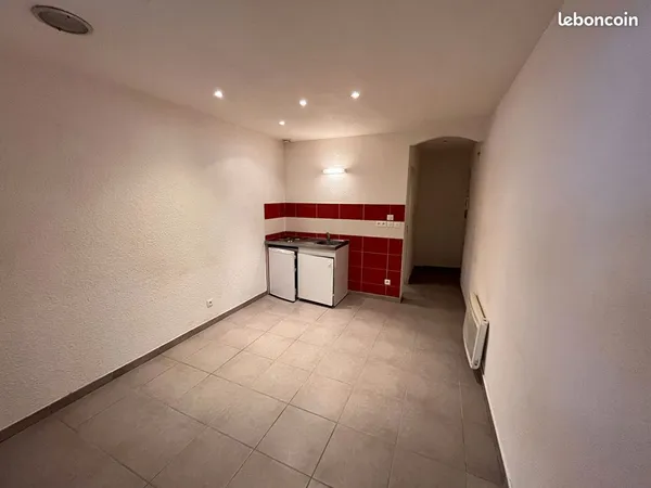 Studio 1 pièce 26 m²
