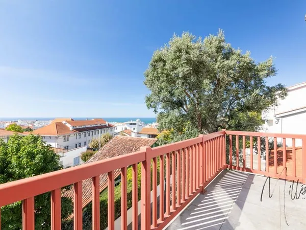 Appartement 5 pièces 137 m²