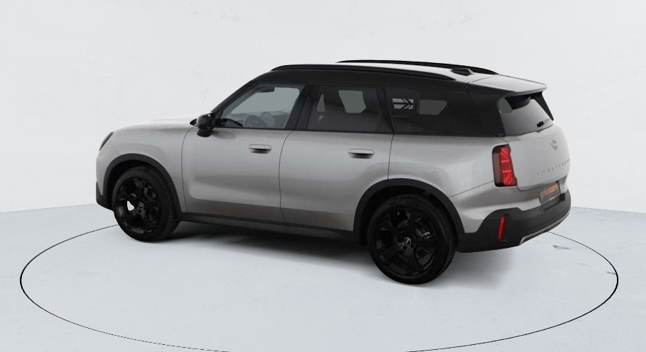 Mini Countryman — photo 4