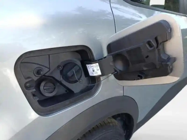 Renault Captur 1.0 eco-g 100ch evolution — photo 10
