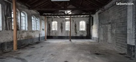 Hangar / Entrepôt à louer