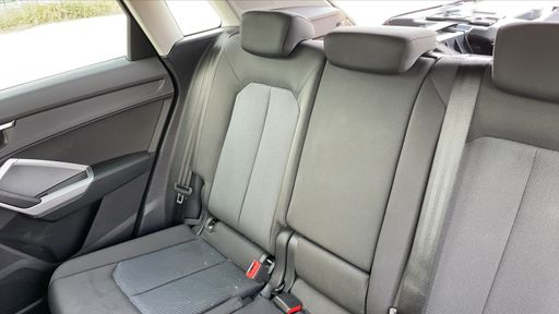Audi Q3 2.0 TDI 150 S-Tronic 7 - Advanced – 2021 – 124802 km – Diesel – Boîte Automatique — photo 31
