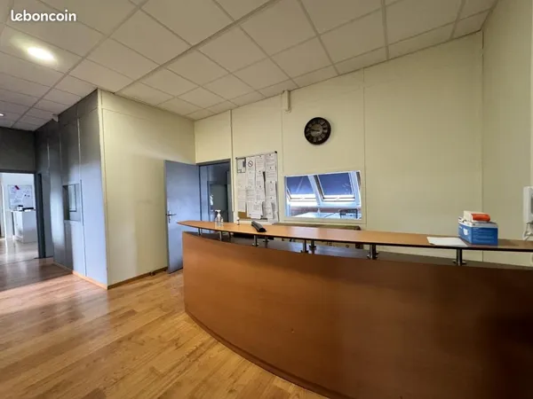 Bureaux 335 m²