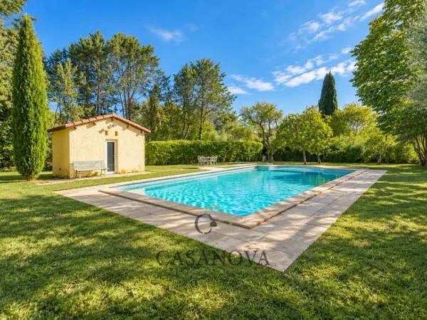 Terrain 949 m²