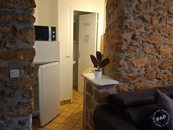 Studio 1 pièce 25 m²