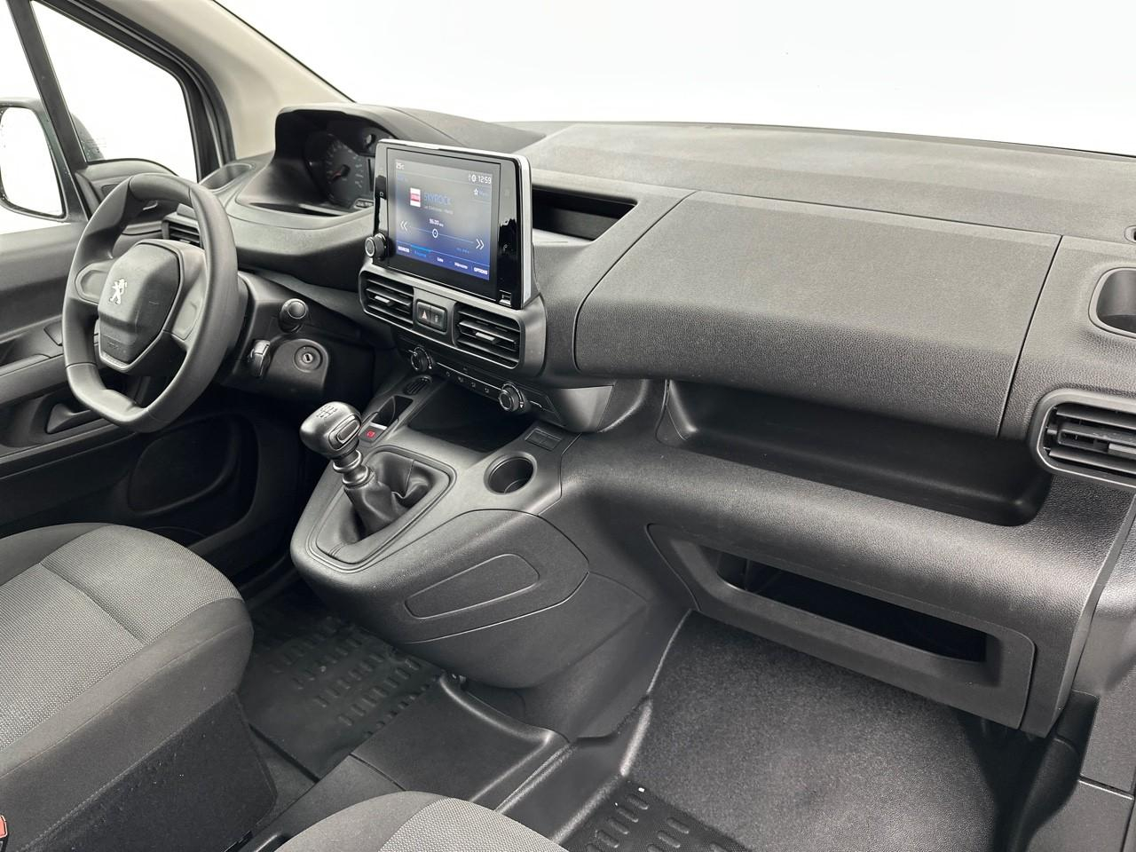 Peugeot Partner fourgon standard 650 kg bluehdi 100 s&s bvm6 premi — photo 11