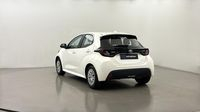 Toyota Yaris 116h Dynamic 5p MY22 — photo 8