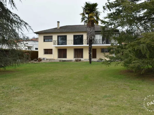 Maison 7 pièces 240 m²