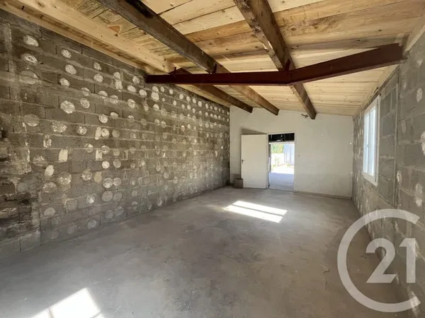 Parking 44 m²