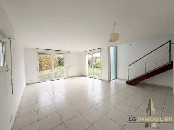 AMIENS-SUD - TYPE 5 AVEC BALCON, JARDIN ET GARAGE