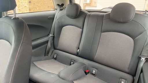Mini One 1.2 102 - Hatch – 2016 – 126356 km – Essence – Boîte Manuelle — photo 28