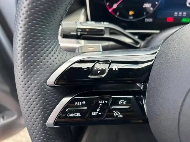 Mercedes Glc 300 de hybrid eq 4matic co — photo 15
