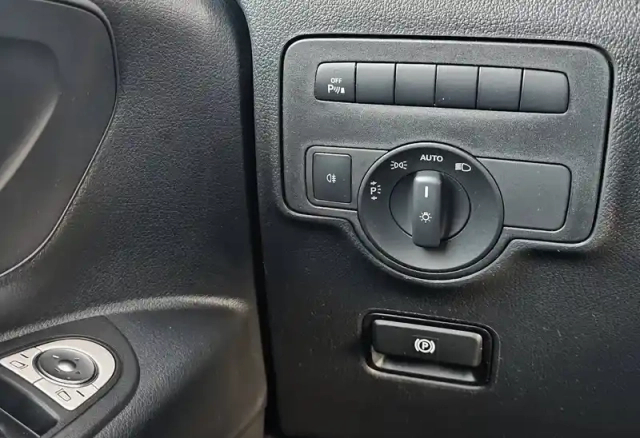 Mercedes Vito mixto 116 cdi 163ch — photo 14