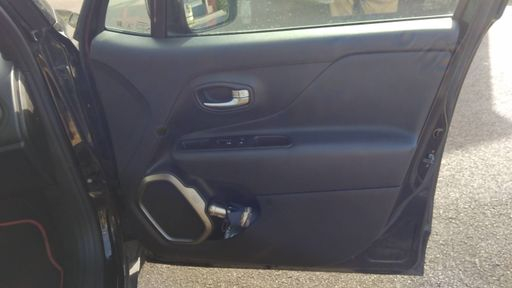 Jeep Renegade 1.3 GSE T4 150 BVA6 - Limited – 2020 – 107948 km – Essence – Boîte Automatique — photo 27