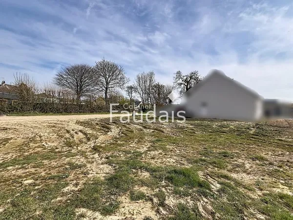 Terrain constructible et viabilisé proche commerces