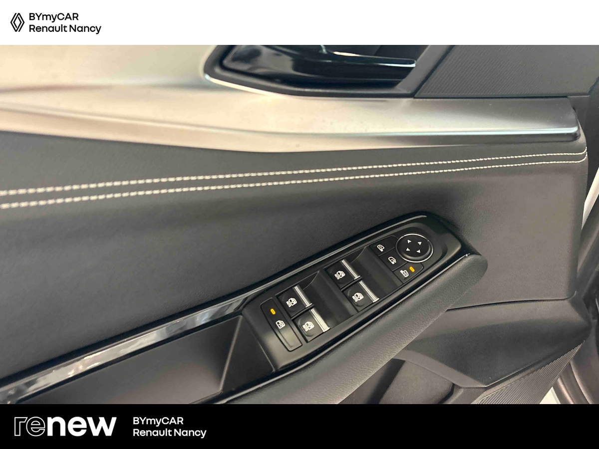 Renault Austral full hybrid E-Tech 200 ch — photo 20