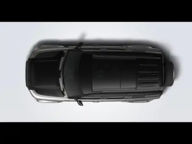 Land Rover Defender 110 2.0 p300e phev x — photo 6