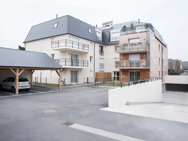 Appartement 2 pièces de 45 m² en rez-de-jardin - Résidence