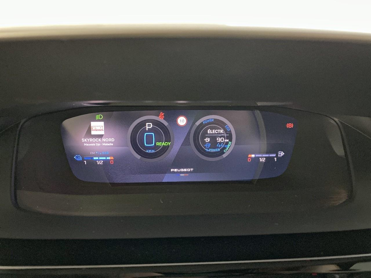 Peugeot 308 plug-in hybrid 195 ch e-dcs7 gt — photo 13