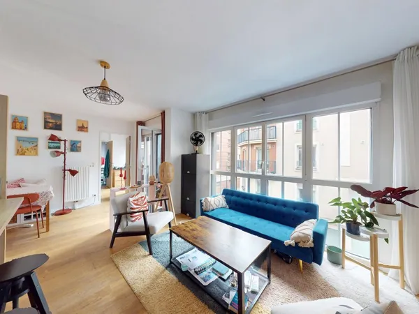 Appartement 4 PIECES + balcon + parking