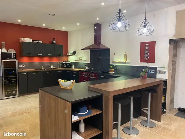 Maison 280m2 4 hectares