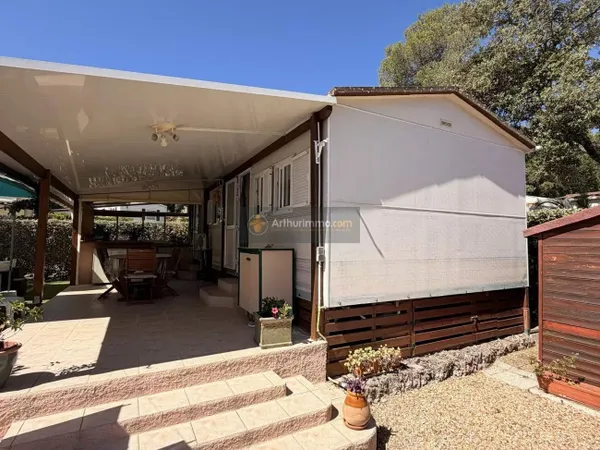 Terrain 230 m²