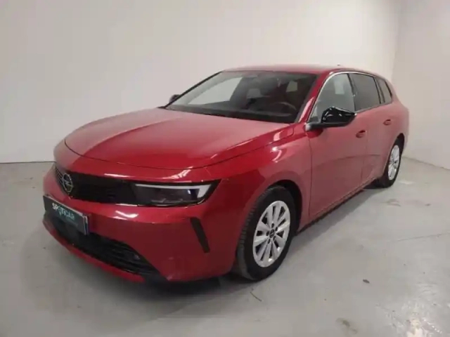 Opel Astra sports tourer 1.2 turbo 130ch bva8 — photo 3
