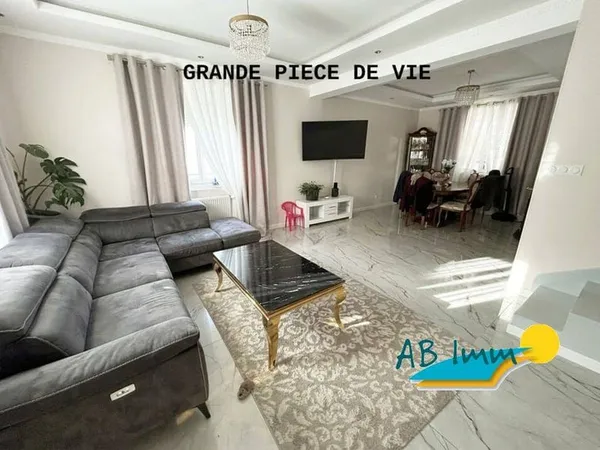 Maison 6 pièces 105 m²