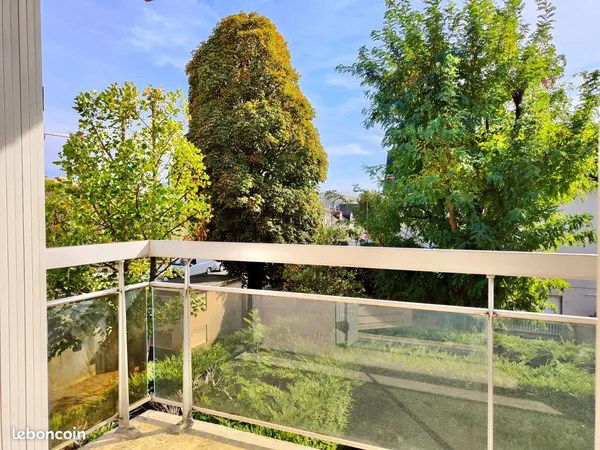 Appartement T3-58m²- Mairie-238000
