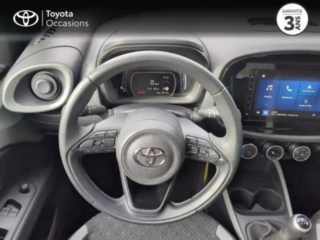 Toyota Aygo X 1.0 vvt-i 72ch design my24 — photo 6