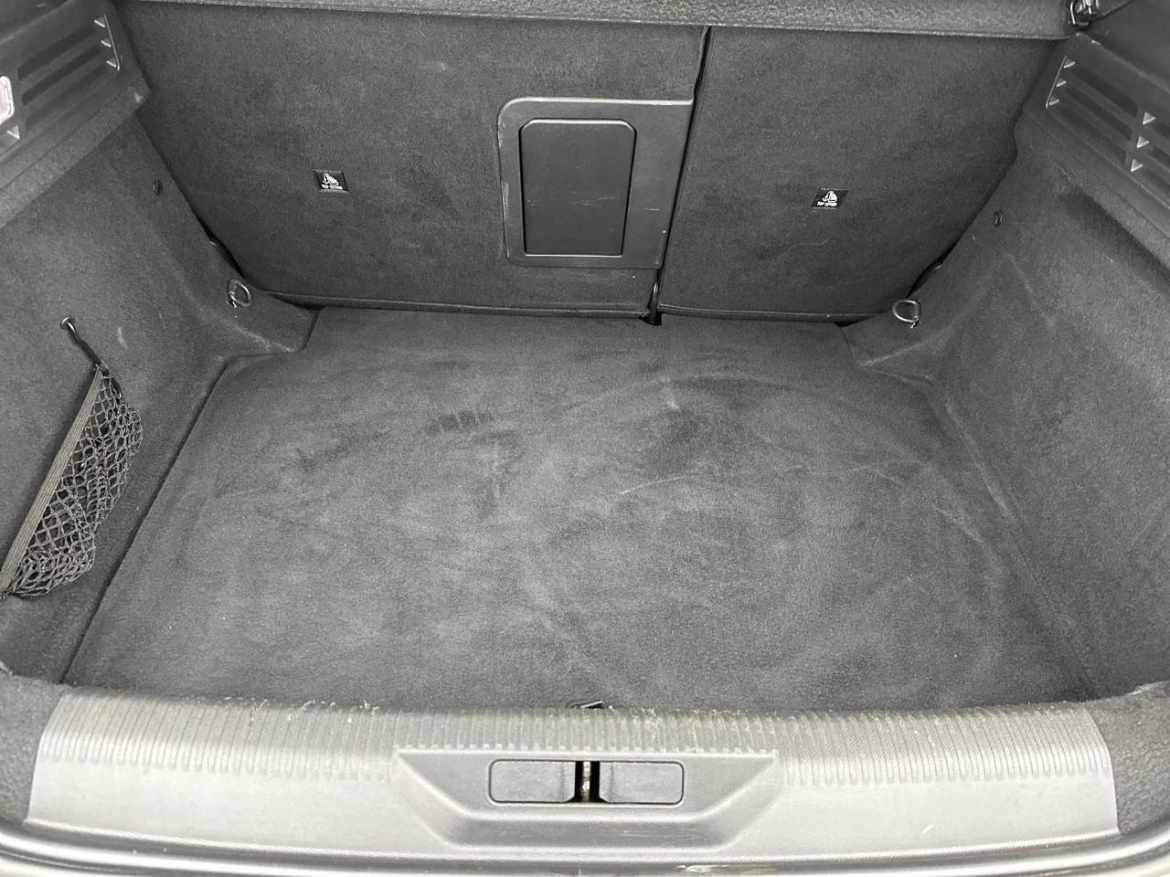 Peugeot 308 puretech 130ch s&s eat8 allure pack — photo 6