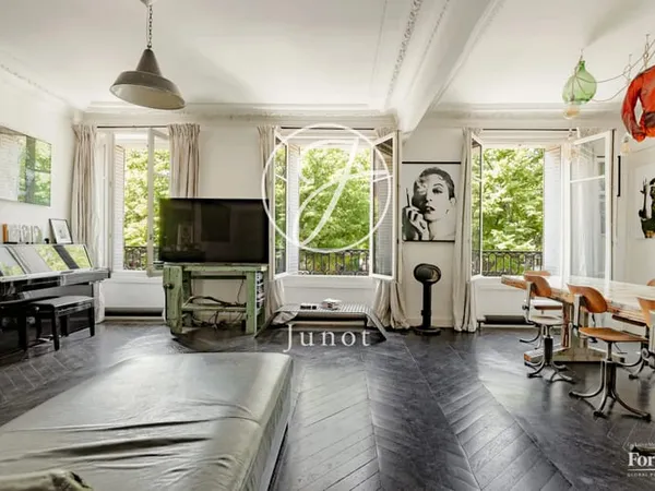 Paris 19e - FLANDRE - Duplex - 5 pièces - 133,03m² Carrez - 3 chambres