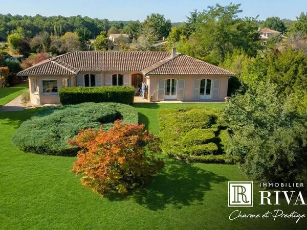 Maison de plain-pied 5 pièces 168 m²