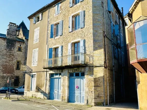 Immeuble 82 m²
