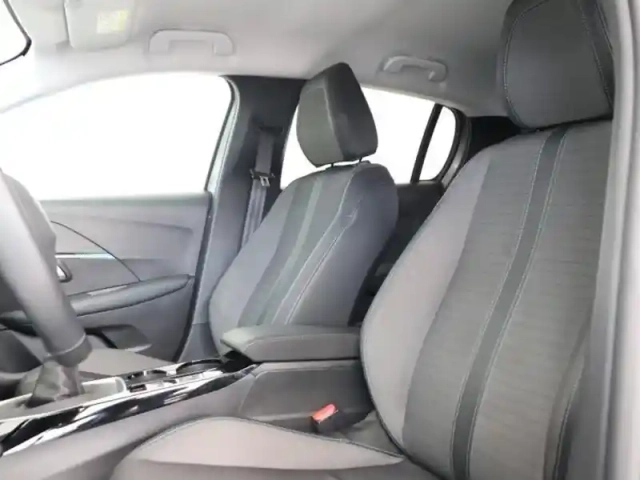 Peugeot 208 1.2 puretech 100ch s&amp;s allure 118g — photo 9