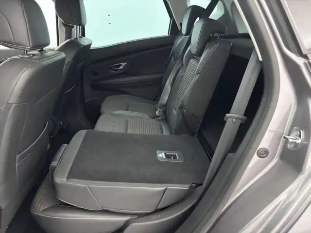 Renault Scenic blue dci 150 — photo 38