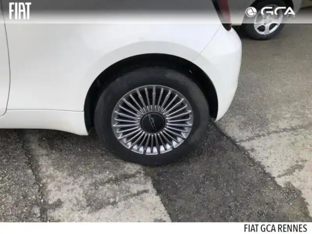 Fiat 500 e 118ch icône — photo 4