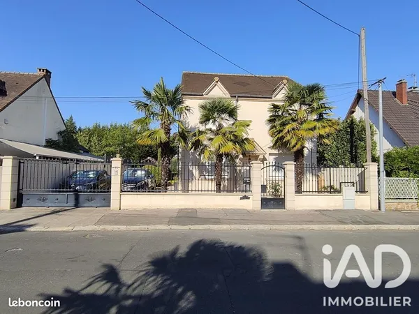 Propriété 8 pièces 143 m²