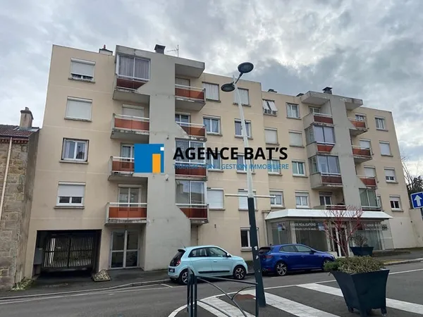 Appartement Roche La Moliere 3 pièce(s) 70.23 m2