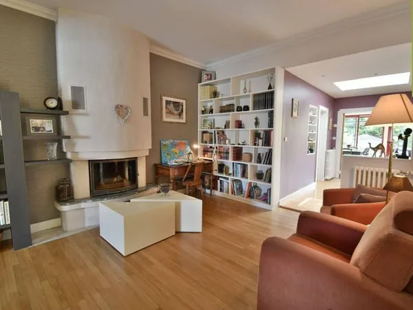 Maison 8 pièces 177 m²