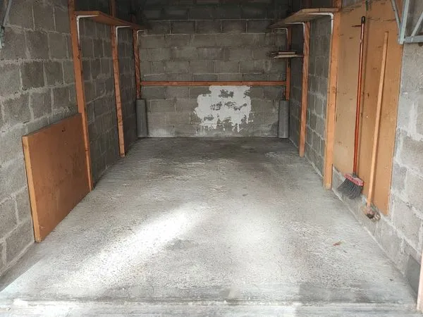 Garage / Box