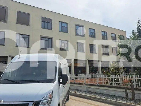 Bureau 217 m²