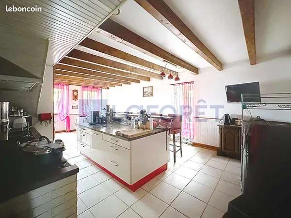 Maison 4 pièces 146 m²