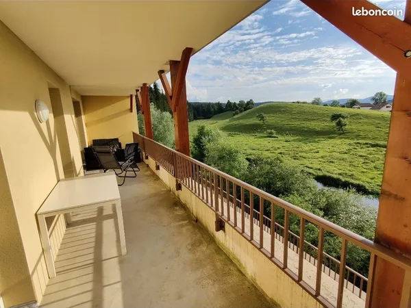 À VENDRE - Appartement 66 m² avec grand balcon et garage - Labergement-Sainte-Marie